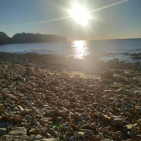 M I M * Porec